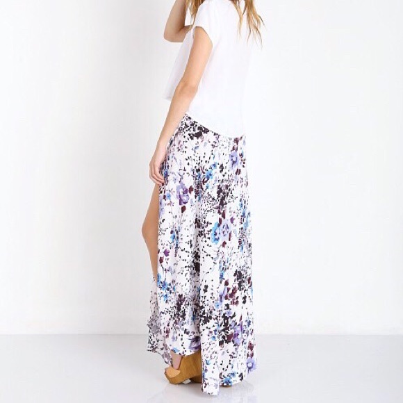 Flynn Skye Wrap it Up Skirt Light Flower - Picture 2 of 6